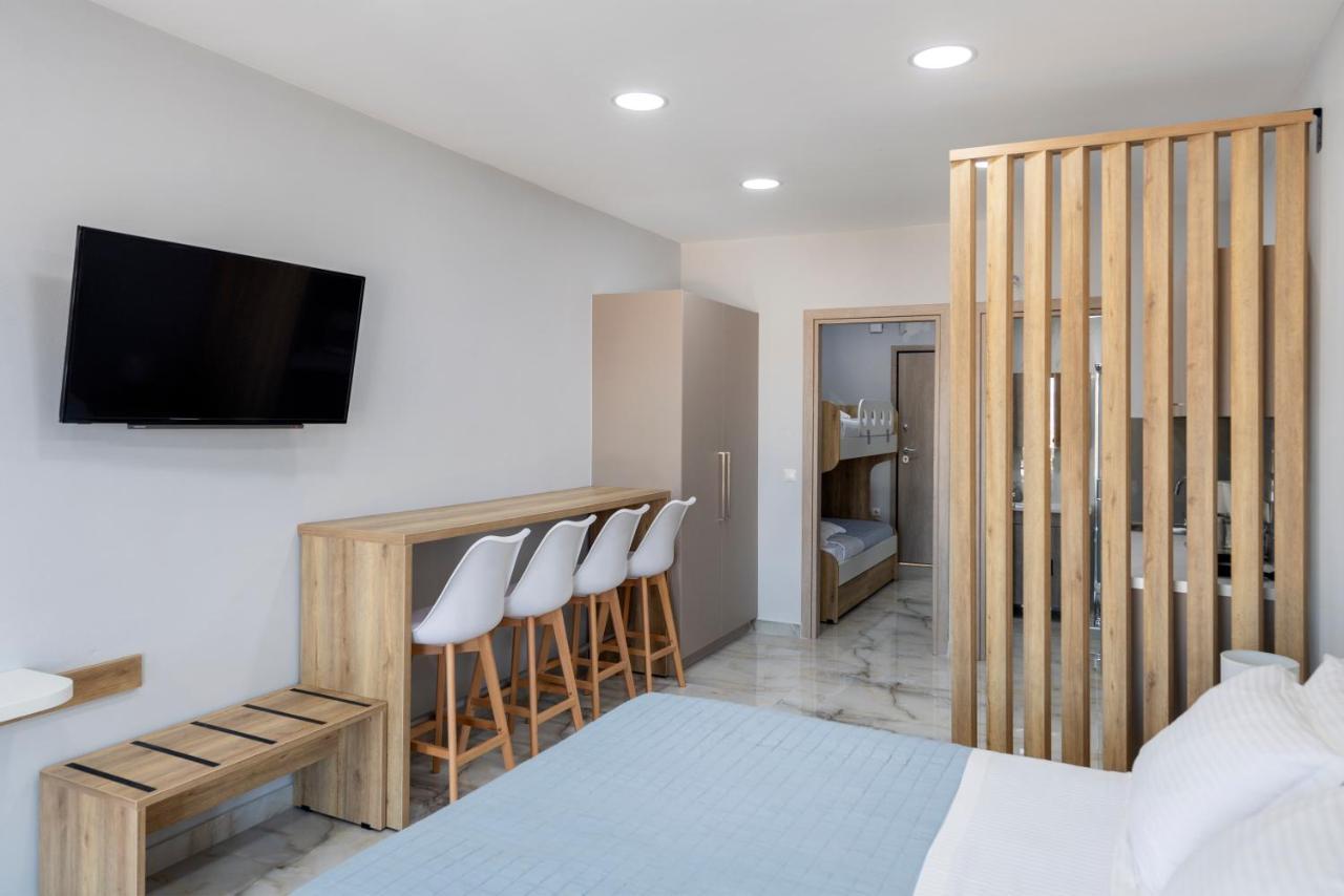 Peters Place - Paros Resort Parasporos Exterior foto